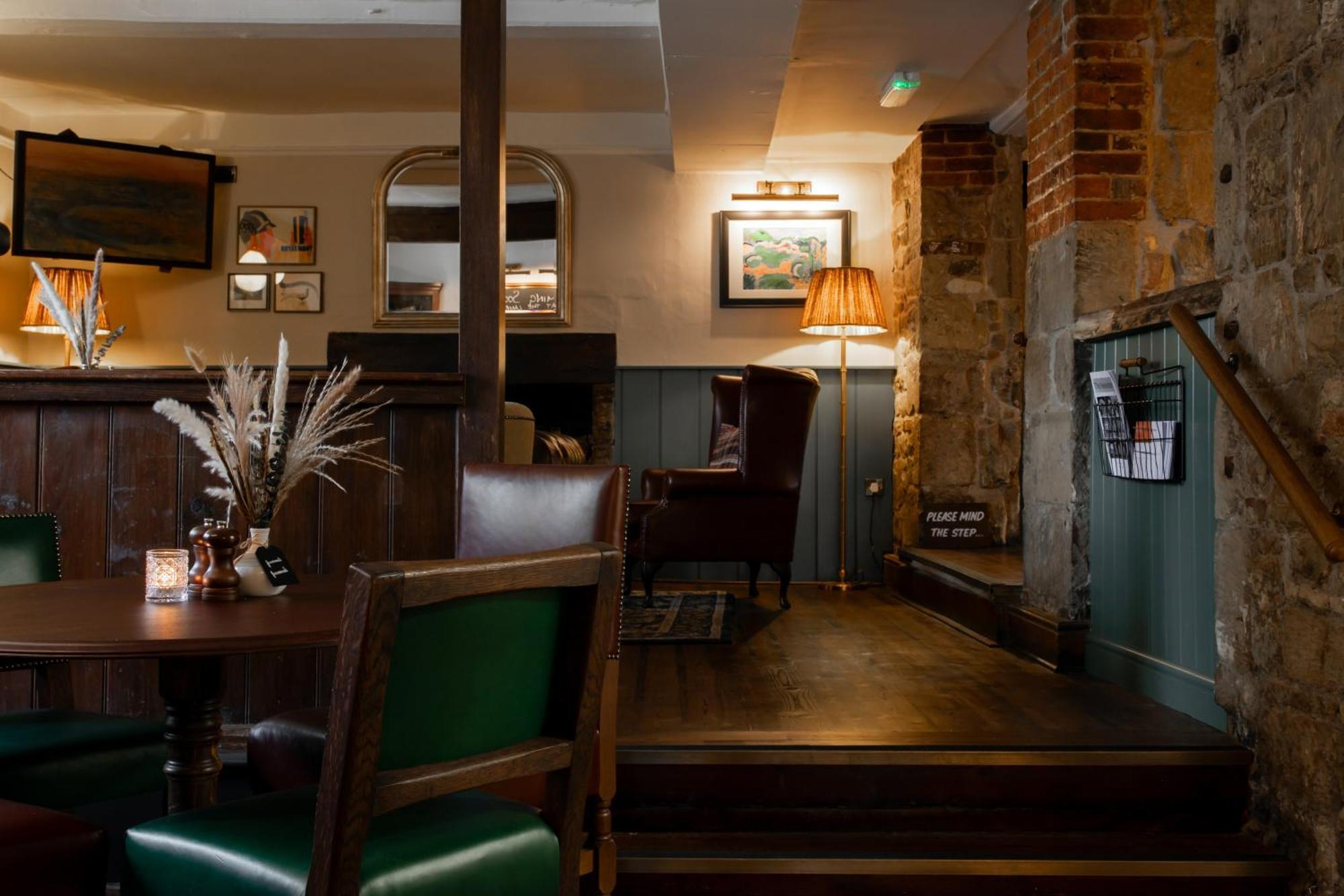 The Lamb Inn Hindon Esterno foto