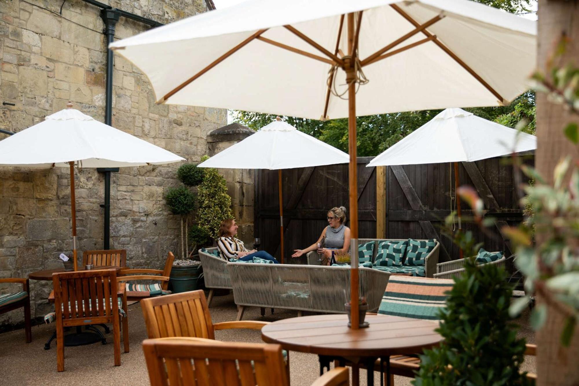 The Lamb Inn Hindon Esterno foto