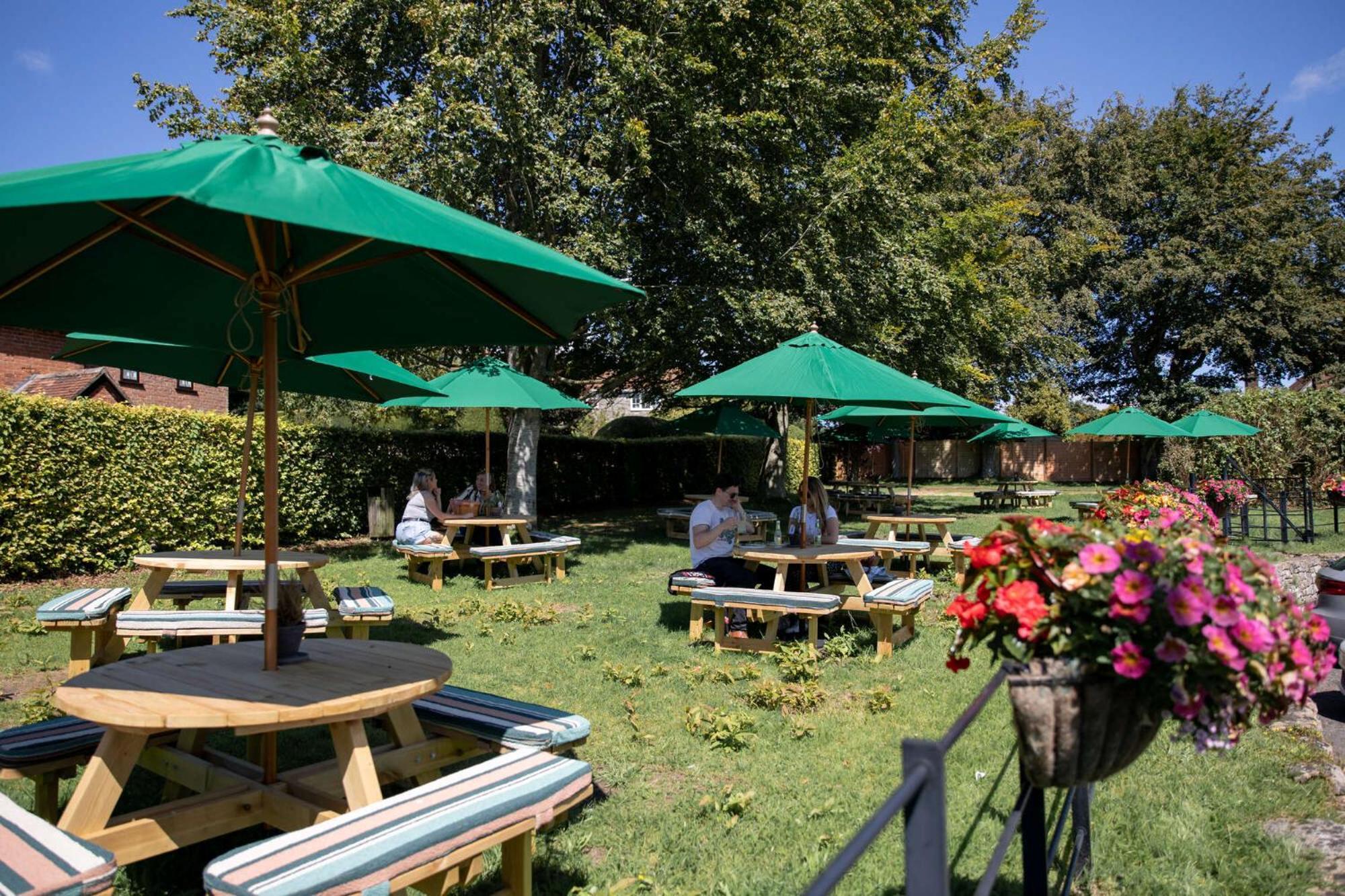 The Lamb Inn Hindon Esterno foto